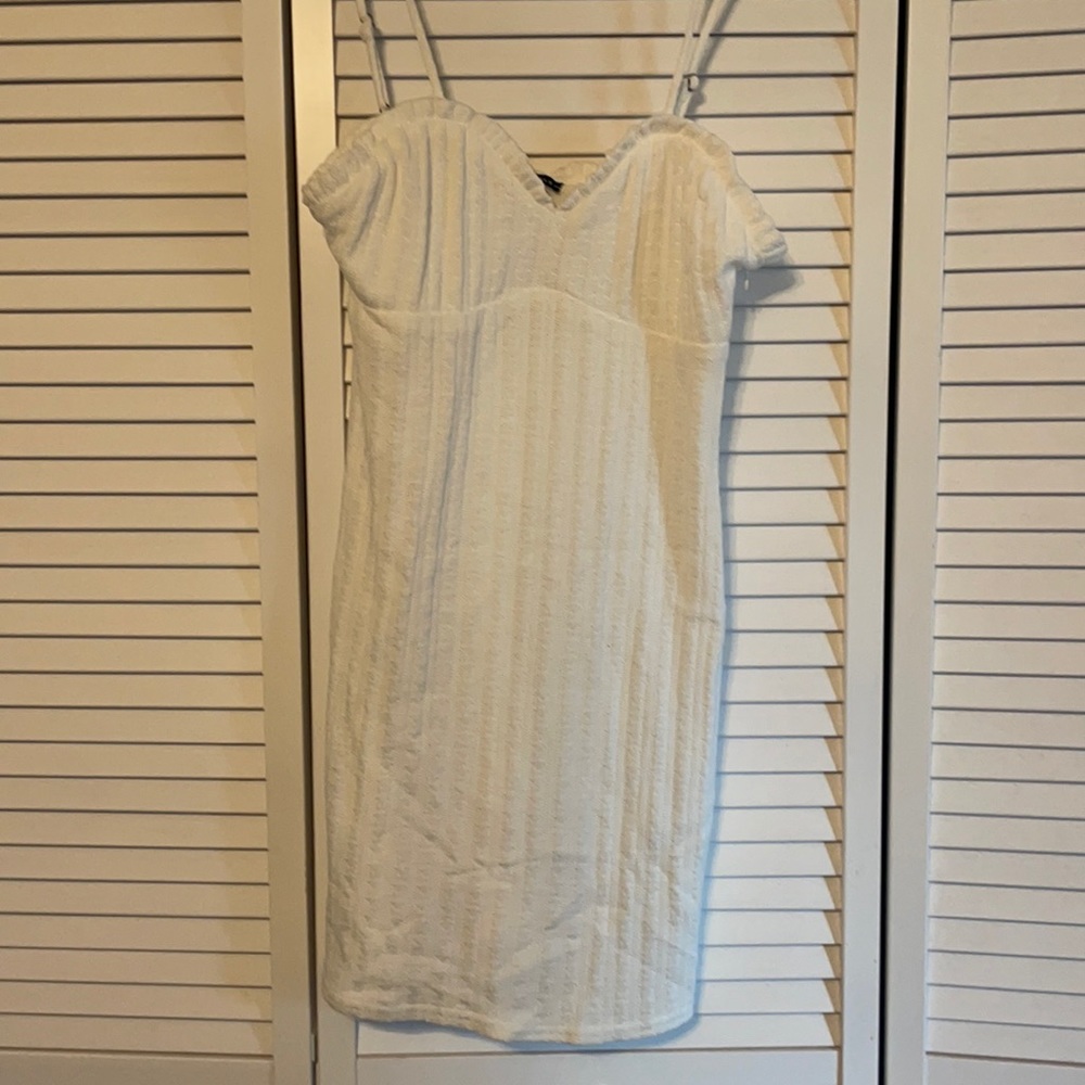 Kendall and Kylie white dress